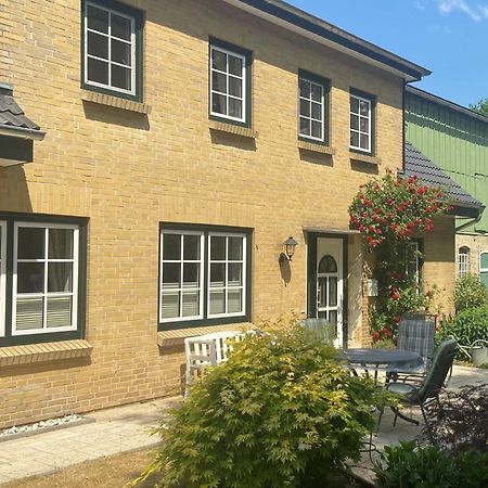 Ferienwohnung Reitanlage Baerenz Selk 외부 사진